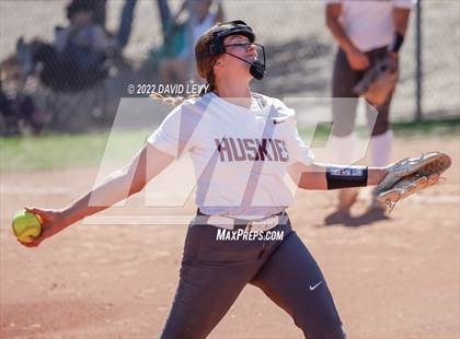 Thumbnail 2 in Highland vs. Hamilton photogallery.