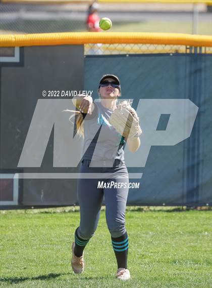 Thumbnail 1 in Highland vs. Hamilton photogallery.