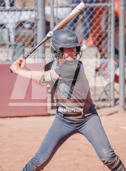 Thumbnail 1 in Highland vs. Hamilton photogallery.