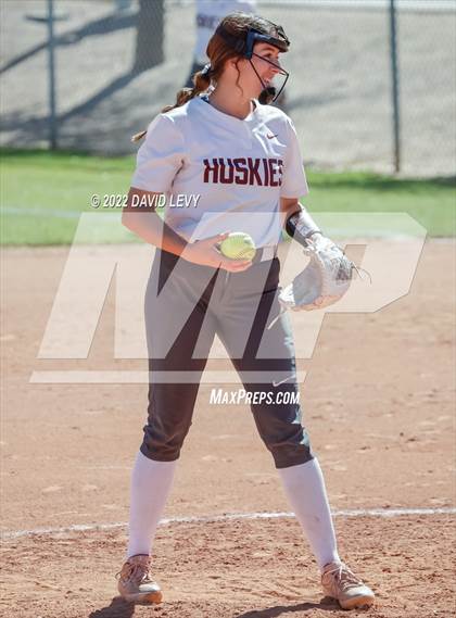 Thumbnail 2 in Highland vs. Hamilton photogallery.