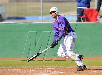 Thumbnail 2 in Farmersville vs Rockwall Christian (Farmersville Invitational) photogallery.