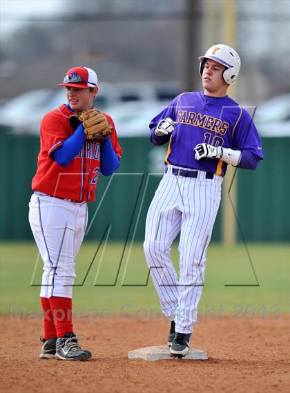 Thumbnail 2 in Farmersville vs Rockwall Christian (Farmersville Invitational) photogallery.