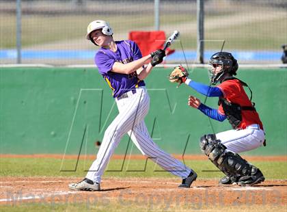 Thumbnail 2 in Farmersville vs Rockwall Christian (Farmersville Invitational) photogallery.