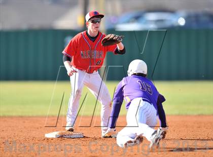 Thumbnail 3 in Farmersville vs Rockwall Christian (Farmersville Invitational) photogallery.