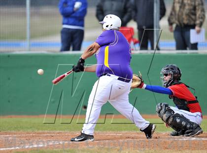 Thumbnail 3 in Farmersville vs Rockwall Christian (Farmersville Invitational) photogallery.