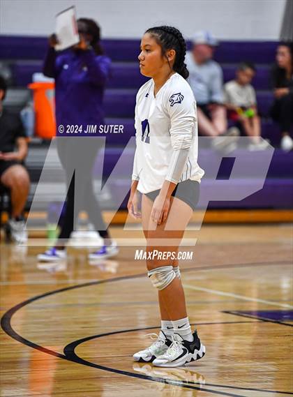Thumbnail 2 in Elgin vs Travis photogallery.