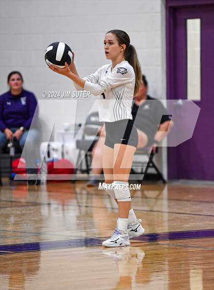 Thumbnail 3 in Elgin vs Travis photogallery.