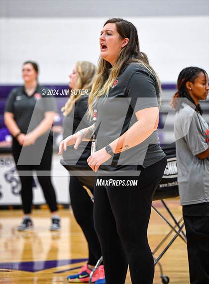 Thumbnail 3 in Elgin vs Travis photogallery.
