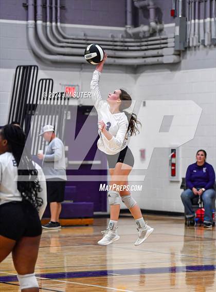 Thumbnail 3 in Elgin vs Travis photogallery.