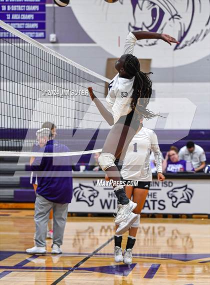 Thumbnail 3 in Elgin vs Travis photogallery.