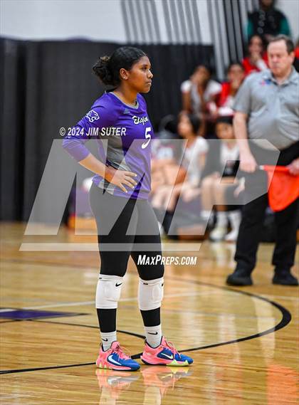 Thumbnail 2 in Elgin vs Travis photogallery.