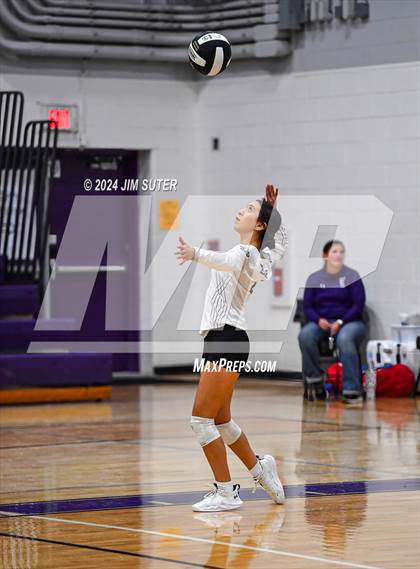 Thumbnail 2 in Elgin vs Travis photogallery.