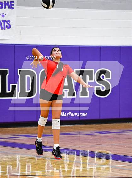 Thumbnail 3 in Elgin vs Travis photogallery.