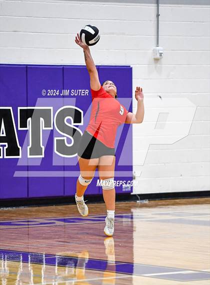 Thumbnail 3 in Elgin vs Travis photogallery.