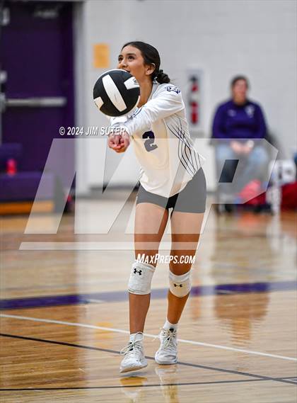 Thumbnail 3 in Elgin vs Travis photogallery.