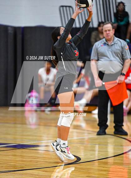 Thumbnail 3 in Elgin vs Travis photogallery.