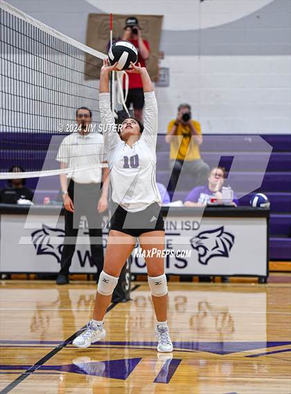 Thumbnail 2 in Elgin vs Travis photogallery.