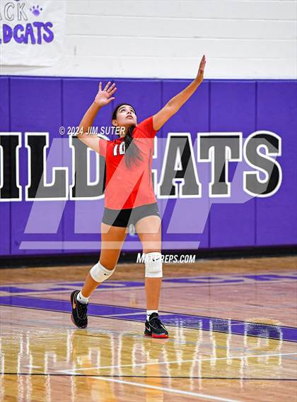Thumbnail 2 in Elgin vs Travis photogallery.