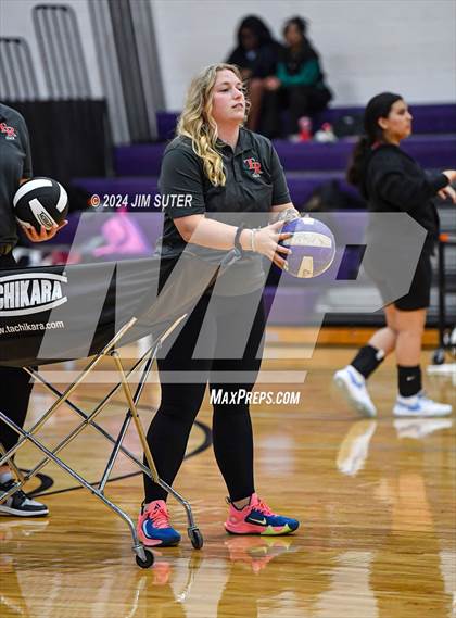 Thumbnail 3 in Elgin vs Travis photogallery.