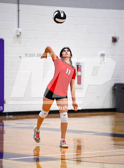 Thumbnail 2 in Elgin vs Travis photogallery.