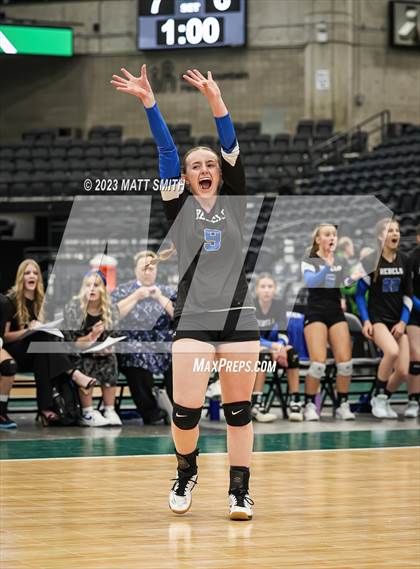 Thumbnail 1 in Rich vs. Panguitch (UHSAA 1A Final) photogallery.