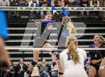 Thumbnail 3 in Rich vs. Panguitch (UHSAA 1A Final) photogallery.