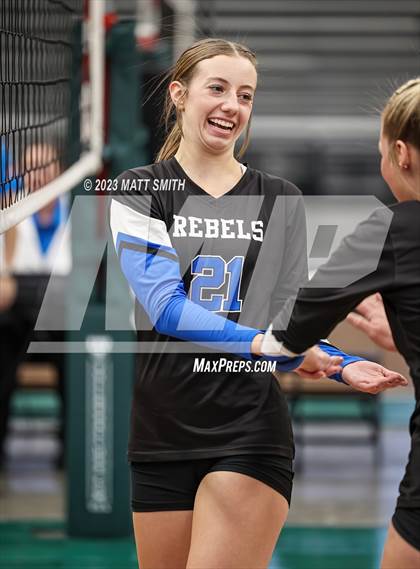 Thumbnail 1 in Rich vs. Panguitch (UHSAA 1A Final) photogallery.