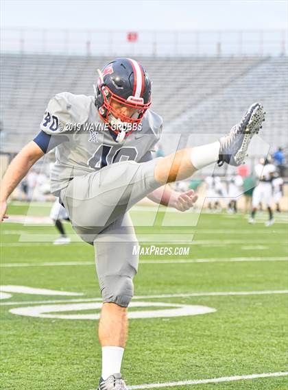 Thumbnail 3 in Longview vs. West Monroe photogallery.