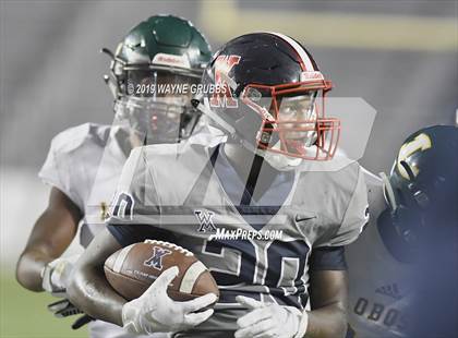 Thumbnail 1 in Longview vs. West Monroe photogallery.
