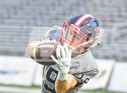 Thumbnail 3 in Longview vs. West Monroe photogallery.