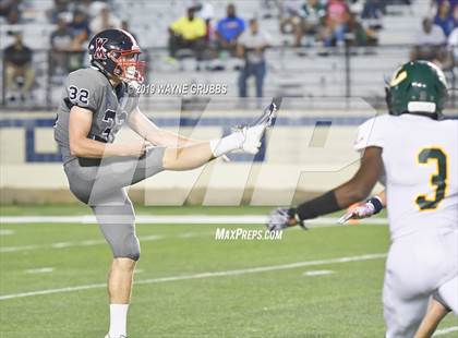 Thumbnail 3 in Longview vs. West Monroe photogallery.