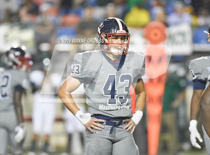 Thumbnail 1 in Longview vs. West Monroe photogallery.