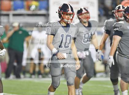 Thumbnail 2 in Longview vs. West Monroe photogallery.