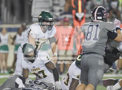 Thumbnail 1 in Longview vs. West Monroe photogallery.