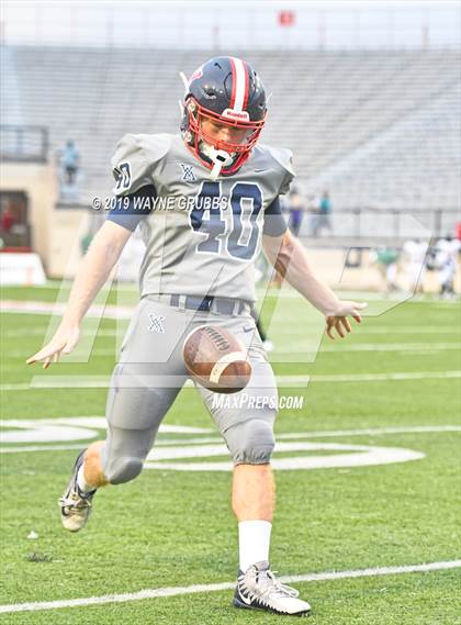 Thumbnail 1 in Longview vs. West Monroe photogallery.