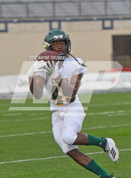 Thumbnail 3 in Longview vs. West Monroe photogallery.