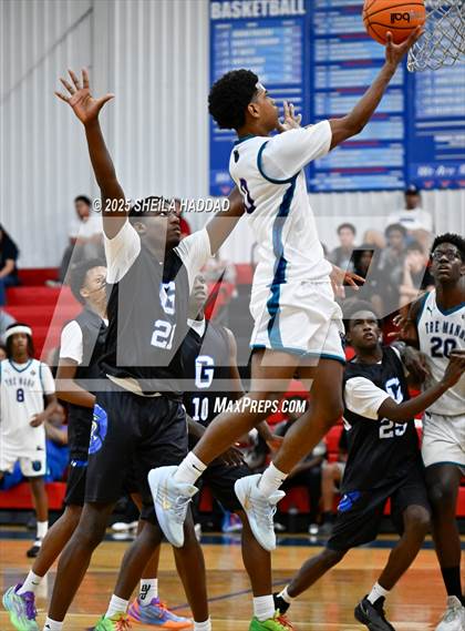 Thumbnail 2 in Gibbs vs Tre Mann  (Hoopvibe - Preseason) photogallery.