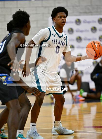 Thumbnail 1 in Gibbs vs Tre Mann  (Hoopvibe - Preseason) photogallery.