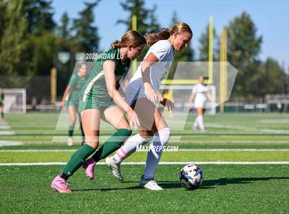 Thumbnail 3 in Bishop Blanchet @ Redmond photogallery.