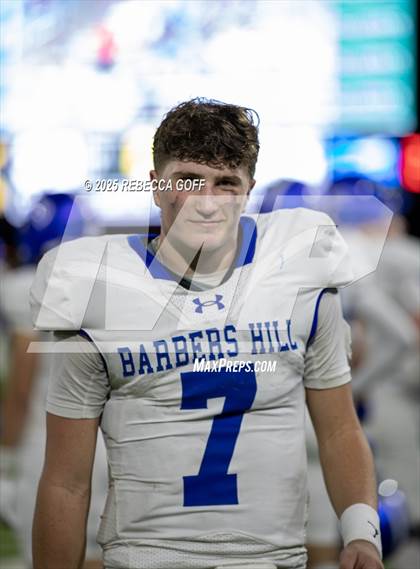 Thumbnail 1 in Barbers Hill vs. Anderson (UIL Football 5A D1 Area) photogallery.