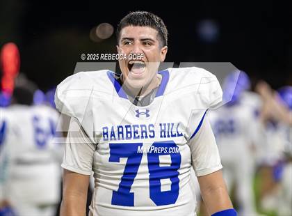 Thumbnail 3 in Barbers Hill vs. Anderson (UIL Football 5A D1 Area) photogallery.