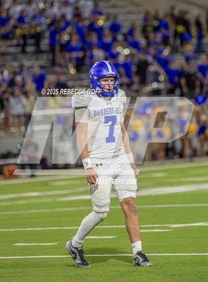 Thumbnail 2 in Barbers Hill vs. Anderson (UIL Football 5A D1 Area) photogallery.