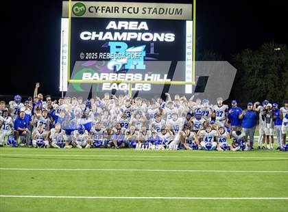 Thumbnail 3 in Barbers Hill vs. Anderson (UIL Football 5A D1 Area) photogallery.
