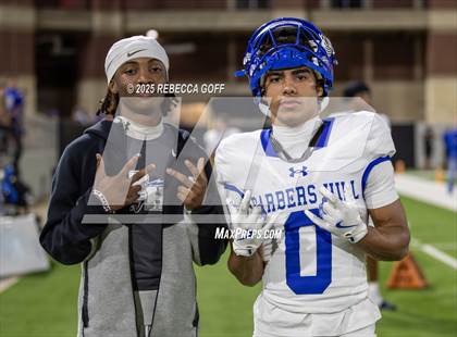 Thumbnail 3 in Barbers Hill vs. Anderson (UIL Football 5A D1 Area) photogallery.