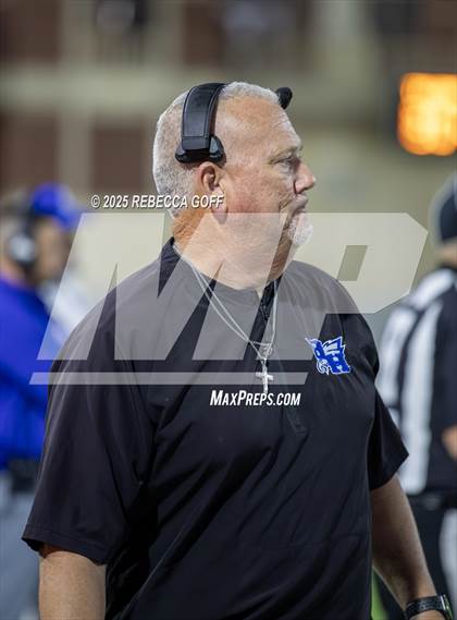 Thumbnail 1 in Barbers Hill vs. Anderson (UIL Football 5A D1 Area) photogallery.