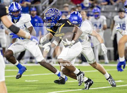 Thumbnail 2 in Barbers Hill vs. Anderson (UIL Football 5A D1 Area) photogallery.