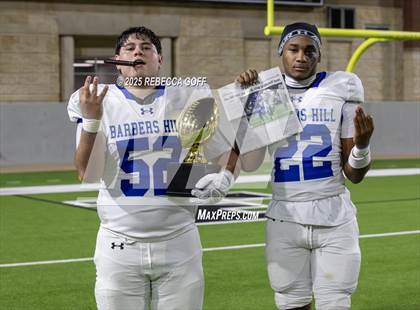 Thumbnail 2 in Barbers Hill vs. Anderson (UIL Football 5A D1 Area) photogallery.