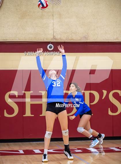 Thumbnail 1 in La Habra photogallery.
