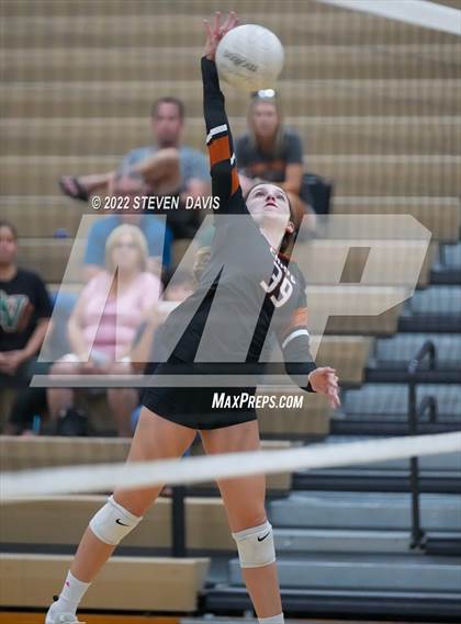 Thumbnail 2 in Canyon View @ Campo Verde photogallery.