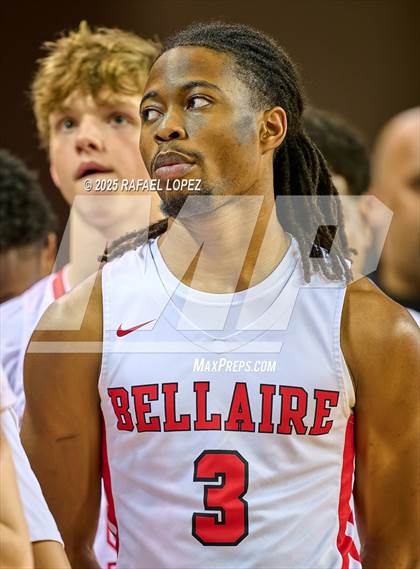 Thumbnail 1 in Brennan vs. Bellaire (UIL 6A D1 Basketball Semifinal) photogallery.